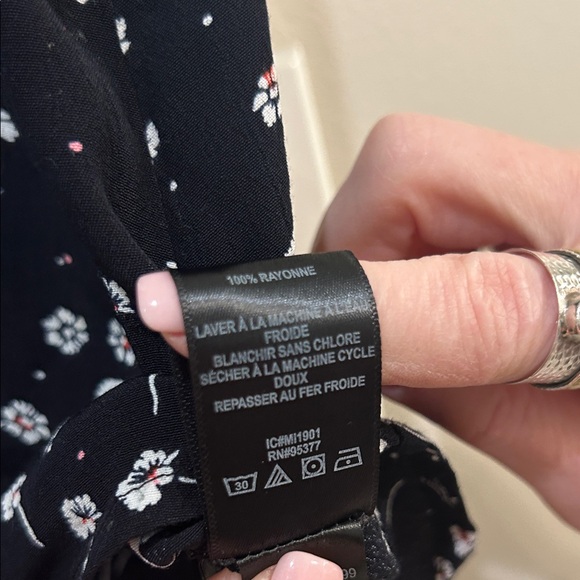 Sanctuary Floral Black and White Women's Top - Picture 3 of 4